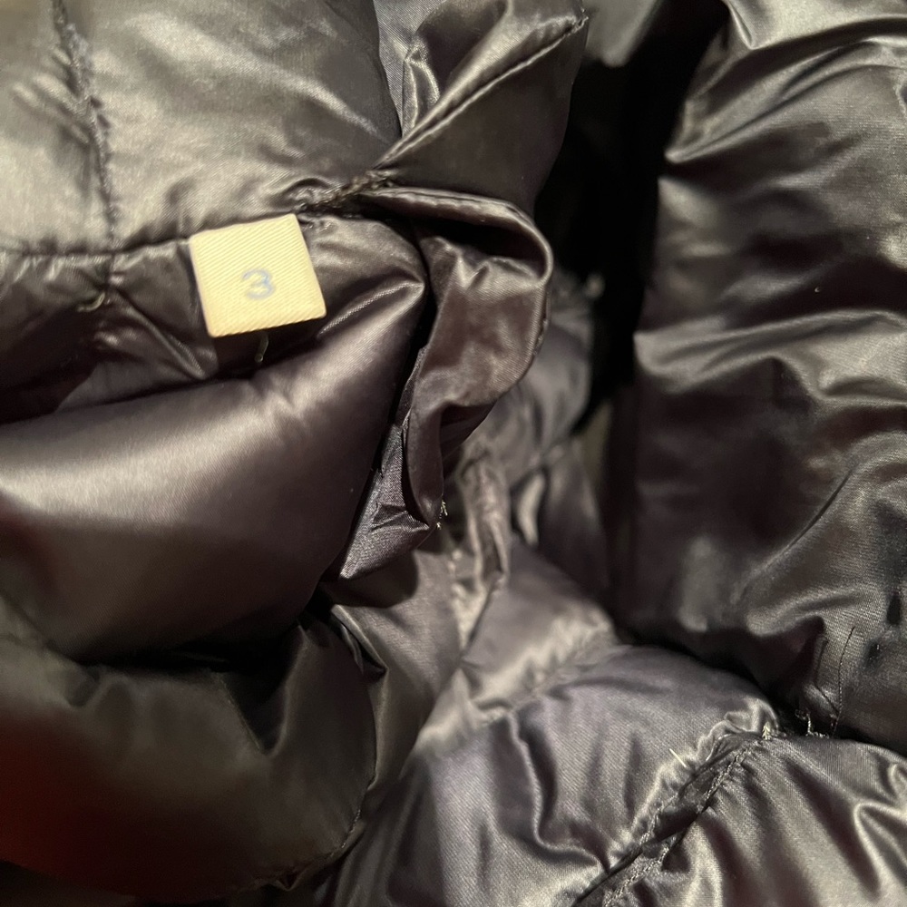 Moncler authentic jacket - Picture 9 of 13